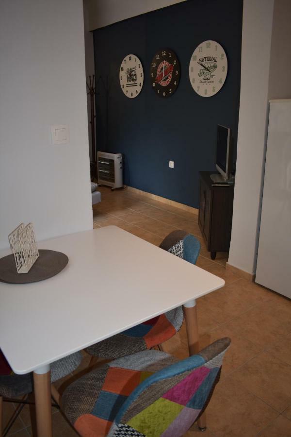 Cozy Apartment In Central เอเธนส์ ภายนอก รูปภาพ