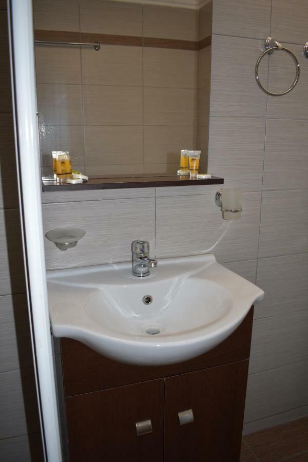 Cozy Apartment In Central เอเธนส์ ภายนอก รูปภาพ
